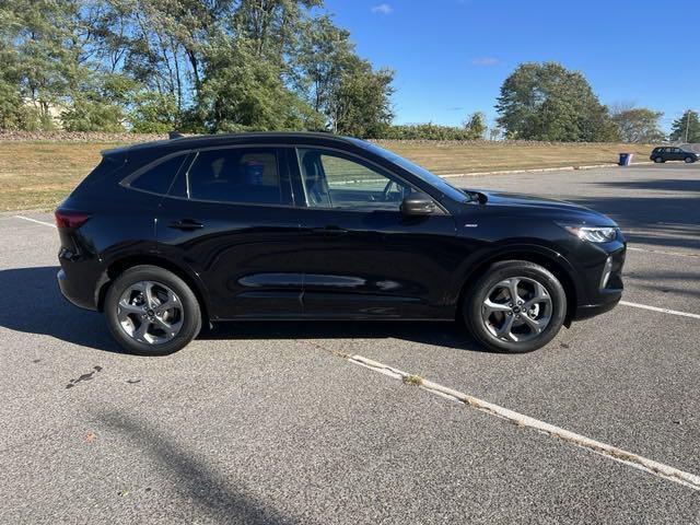 used 2023 Ford Escape car, priced at $22,999