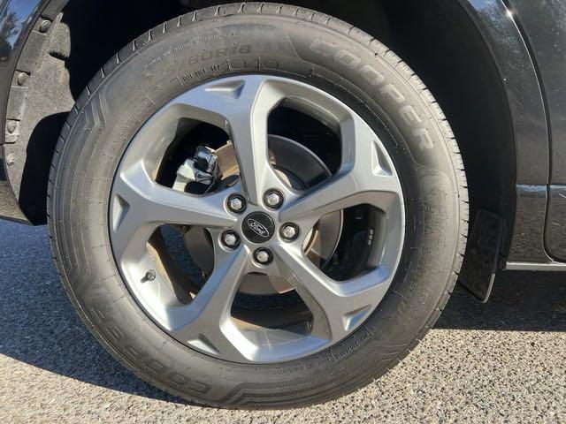 used 2023 Ford Escape car, priced at $22,999