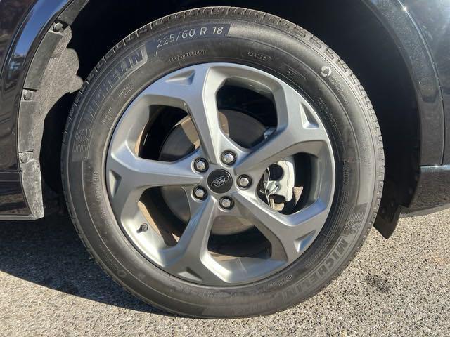 used 2023 Ford Escape car, priced at $22,999