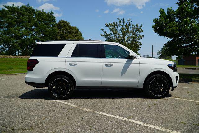 used 2022 Ford Expedition car, priced at $49,495