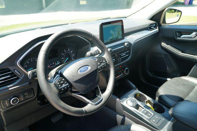 used 2022 Ford Escape car, priced at $25,895
