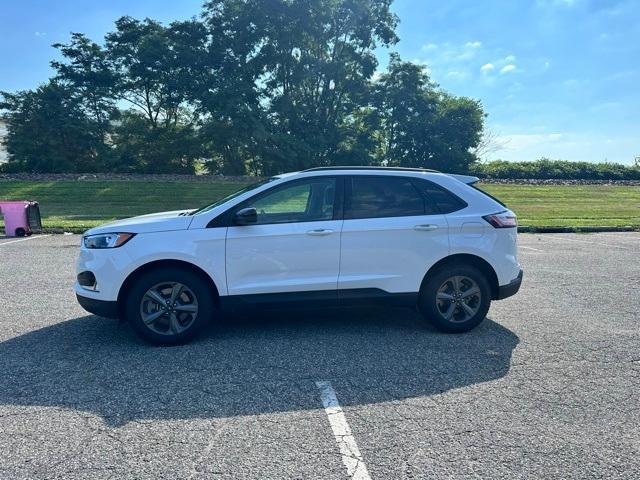 new 2024 Ford Edge car, priced at $37,995