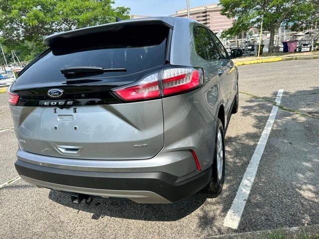 new 2024 Ford Edge car, priced at $33,495