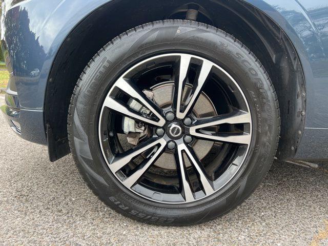 used 2021 Volvo XC60 car, priced at $30,245