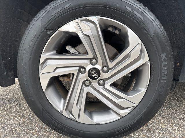 used 2023 Hyundai Santa Fe car, priced at $25,495