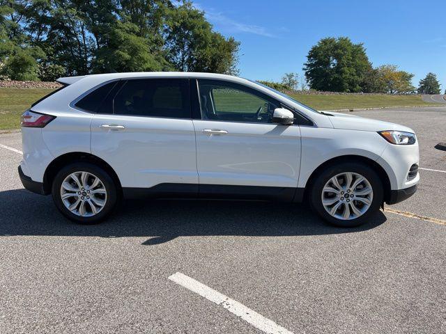 used 2022 Ford Edge car, priced at $32,995