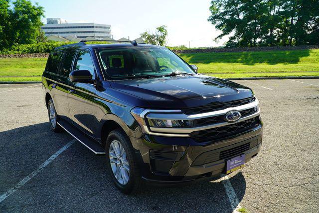 used 2022 Ford Expedition Max car, priced at $49,995