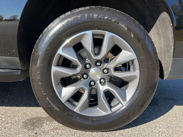 used 2021 Chevrolet Suburban car, priced at $32,795