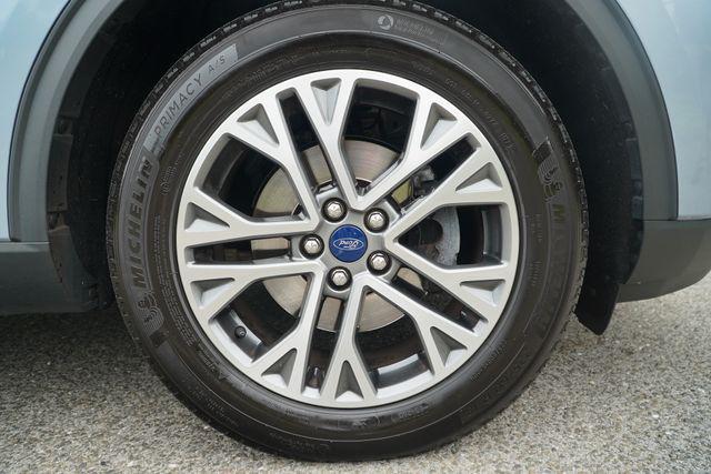 used 2022 Ford Escape car, priced at $24,977