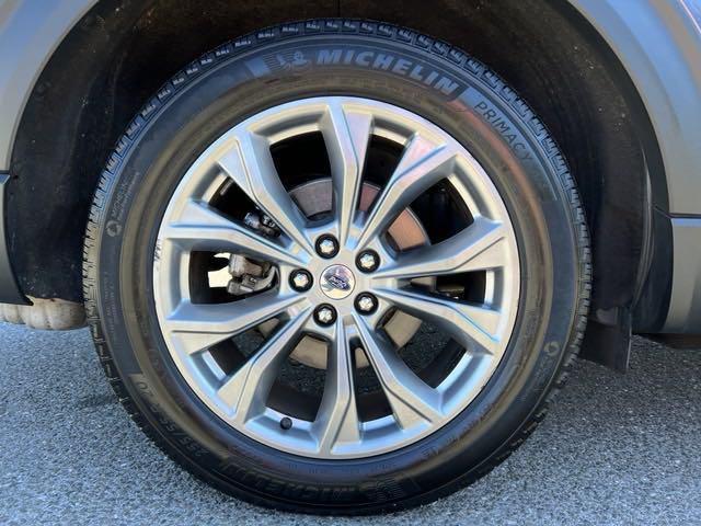 used 2021 Ford Explorer car, priced at $31,950
