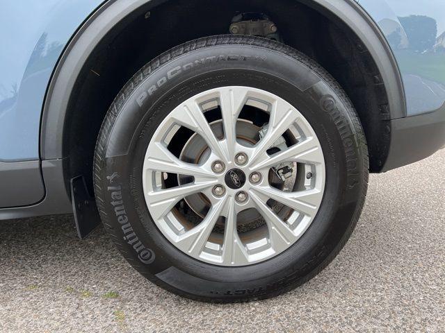 used 2023 Ford Escape car, priced at $26,999