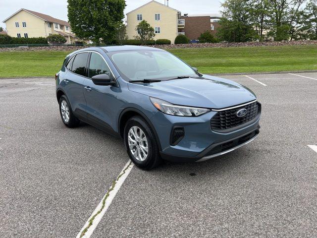 used 2023 Ford Escape car, priced at $26,999