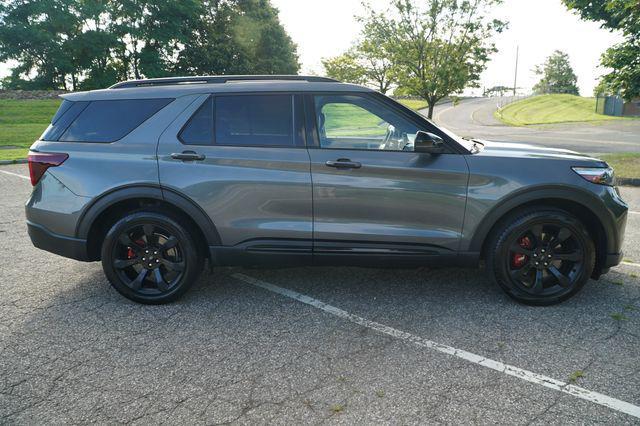 used 2022 Ford Explorer car, priced at $40,495