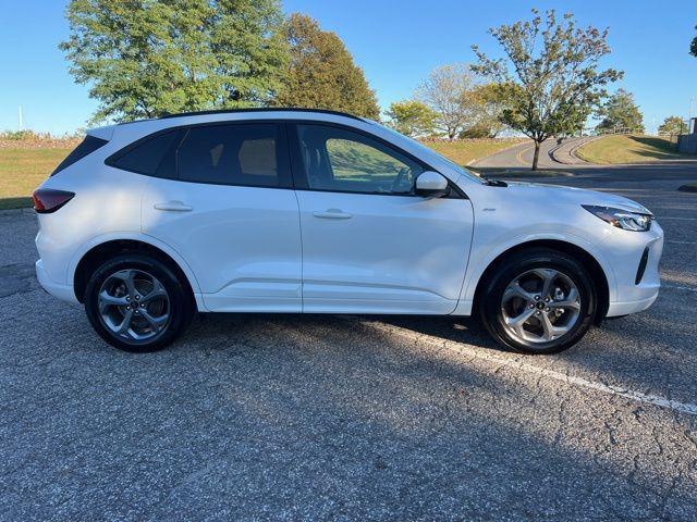 used 2024 Ford Escape car, priced at $28,895
