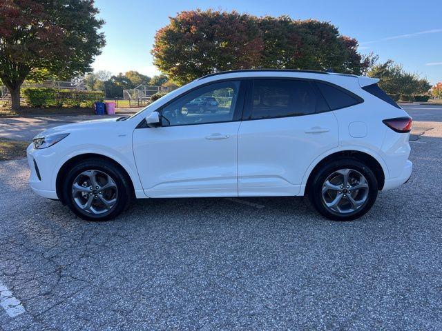 used 2024 Ford Escape car, priced at $28,895