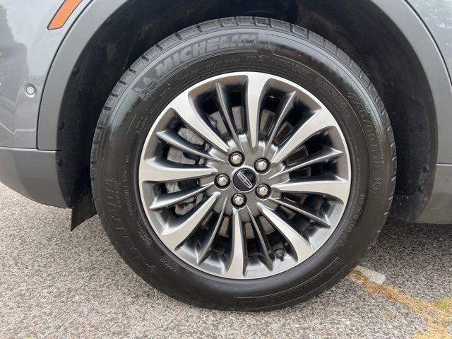 used 2022 Lincoln Nautilus car, priced at $32,995