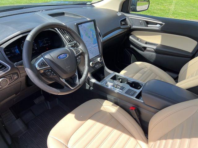 used 2022 Ford Edge car, priced at $29,664