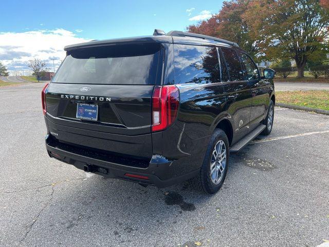 used 2025 Ford Expedition car, priced at $67,695