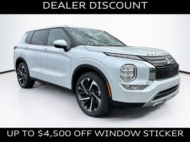 new 2024 Mitsubishi Outlander car, priced at $34,465