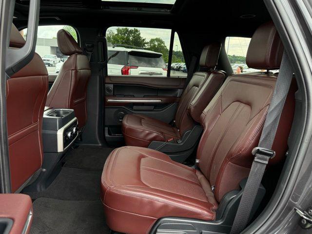 used 2024 Ford Expedition car, priced at $54,000