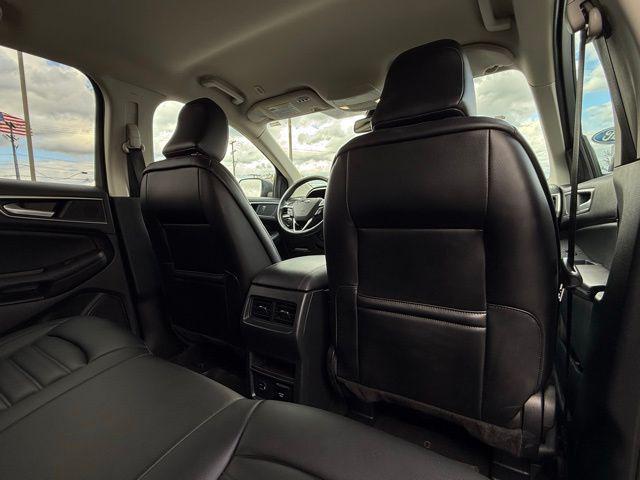 used 2021 Ford Edge car, priced at $25,000