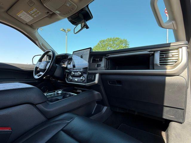 used 2022 Ford Expedition Max car, priced at $39,000