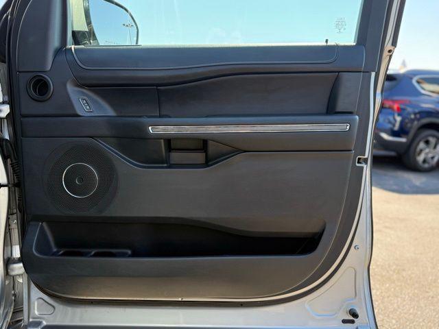 used 2022 Ford Expedition Max car, priced at $39,000
