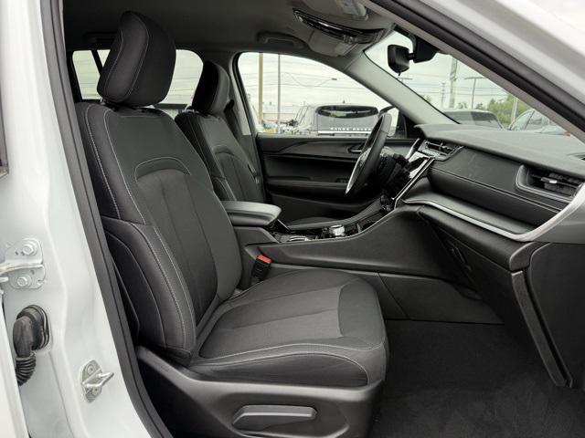 used 2023 Jeep Grand Cherokee car, priced at $30,000