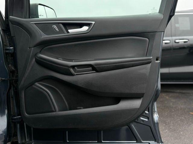 used 2022 Ford Edge car, priced at $17,000