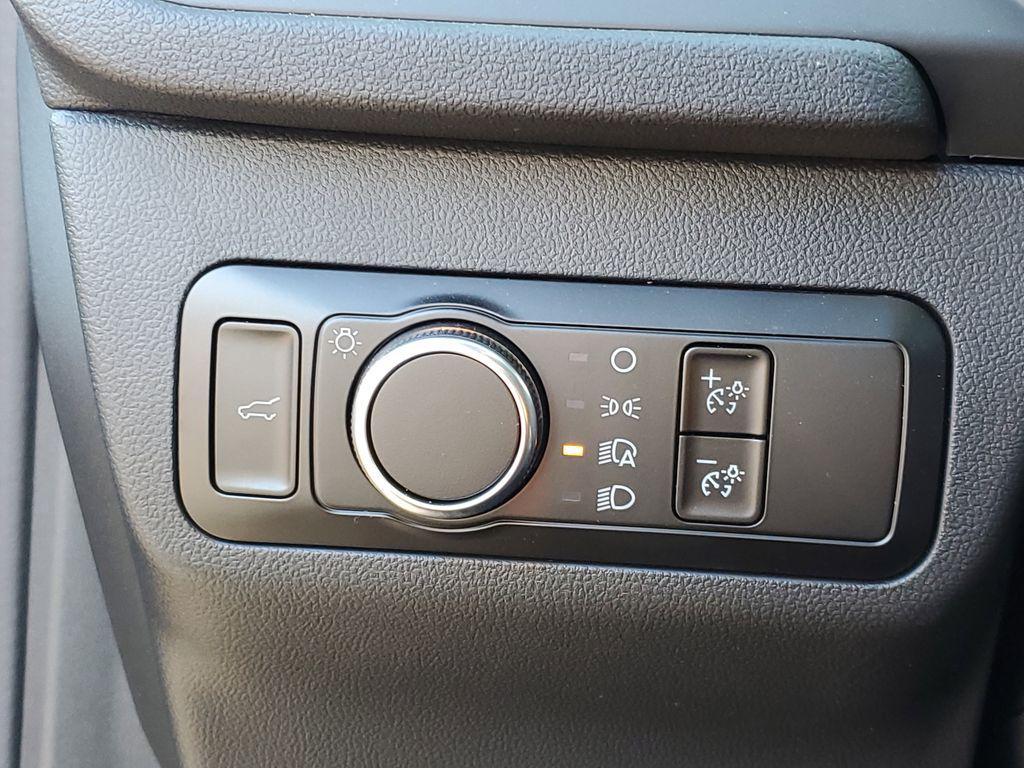 new 2025 Ford Escape car, priced at $28,250