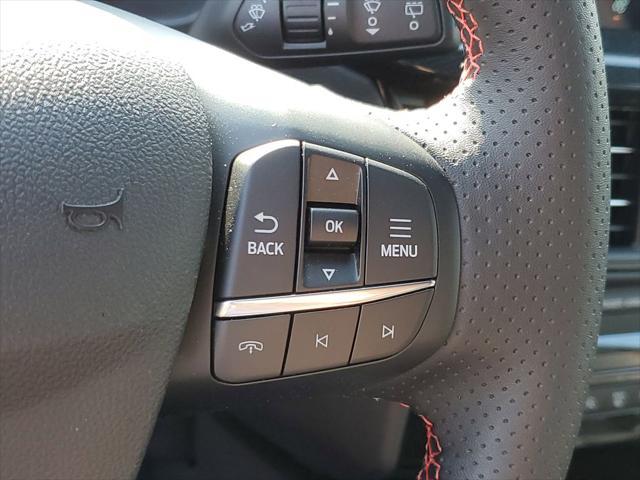 new 2025 Ford Escape car, priced at $28,500