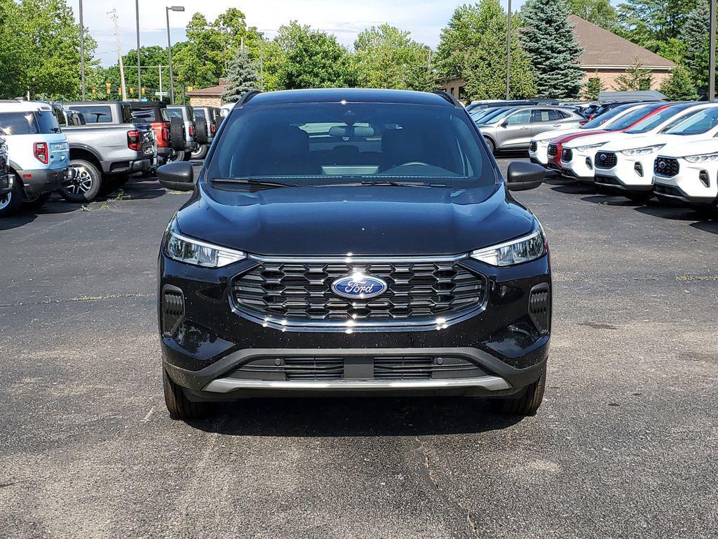 new 2025 Ford Escape car, priced at $28,250