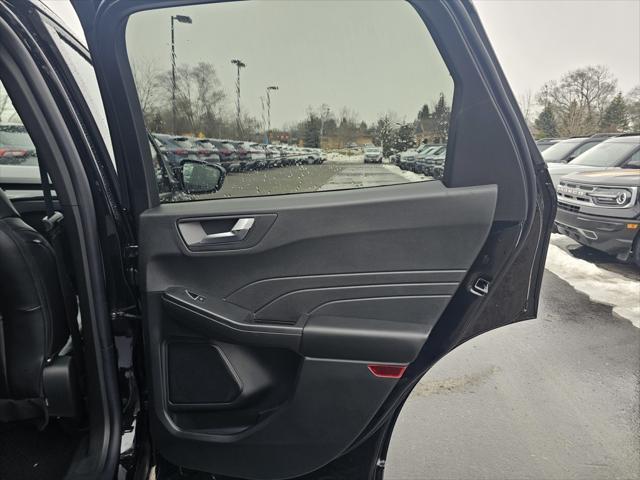 new 2025 Ford Escape car, priced at $31,185