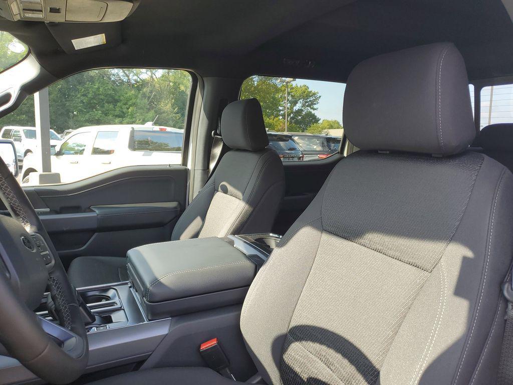 new 2025 Ford F-150 car, priced at $55,500