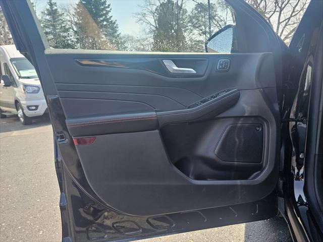 new 2025 Ford Escape car, priced at $33,636