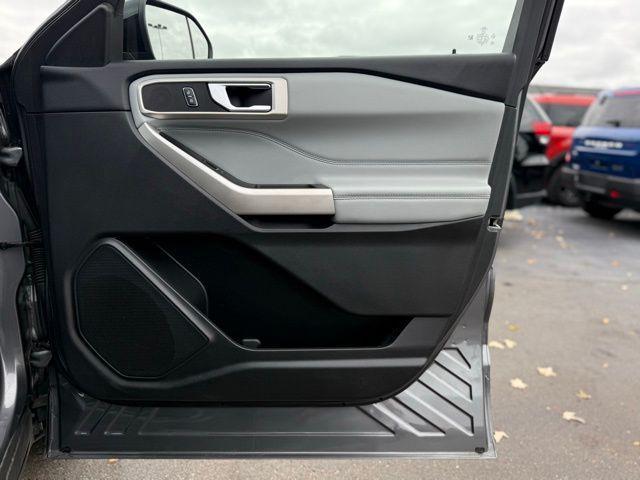 used 2022 Ford Explorer car, priced at $28,500