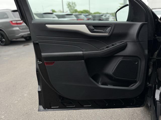 used 2022 Ford Escape car, priced at $21,500