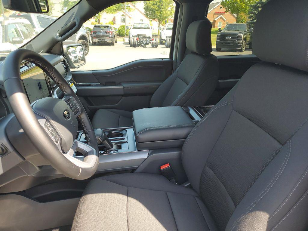 new 2025 Ford F-150 car, priced at $53,665
