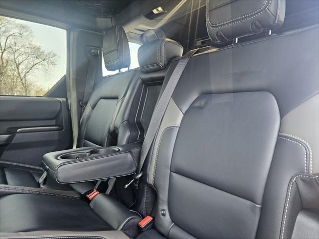 new 2025 Ford Bronco car, priced at $51,913