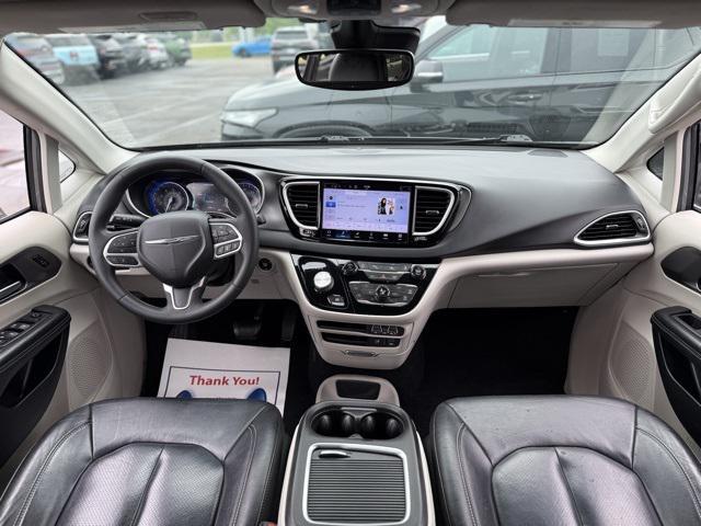 used 2022 Chrysler Pacifica car, priced at $22,000