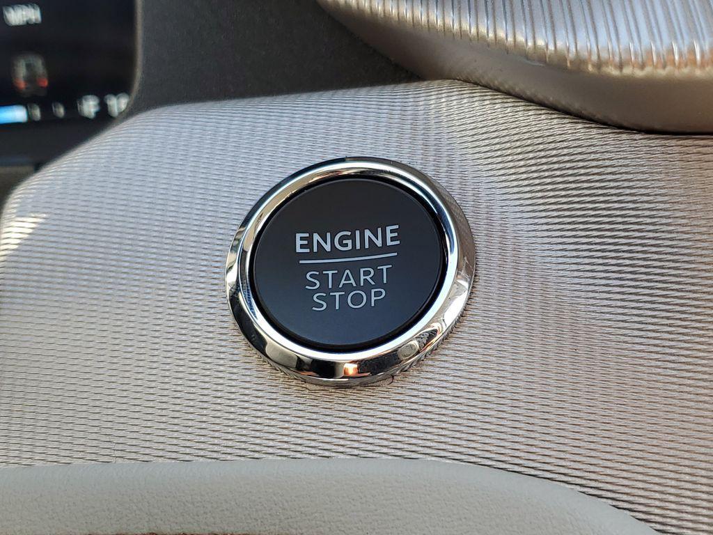 new 2025 Ford Explorer car, priced at $46,073