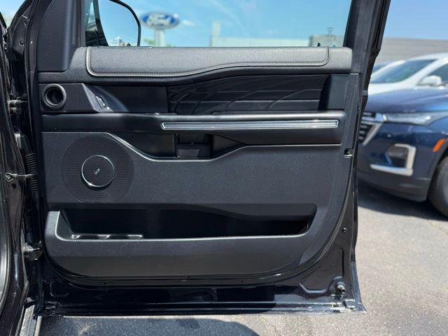 used 2019 Ford Expedition car, priced at $36,000