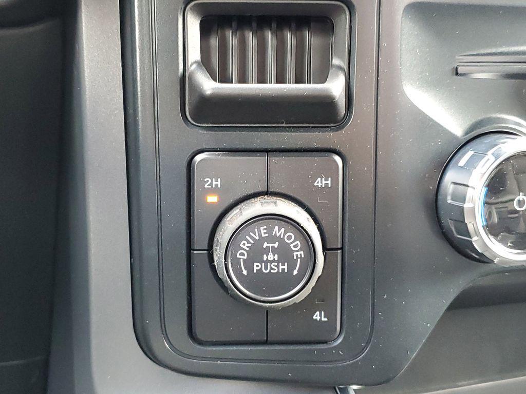 new 2025 Ford F-150 car, priced at $52,179