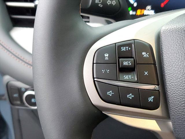 new 2025 Ford Explorer car, priced at $43,385