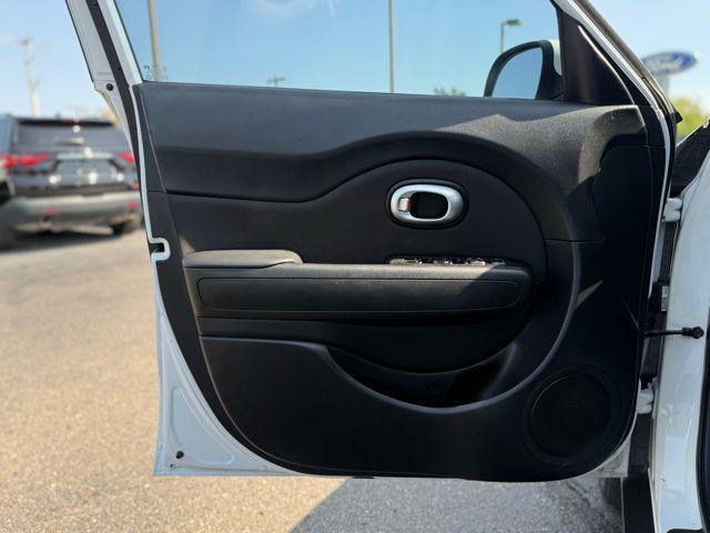 used 2016 Kia Soul car, priced at $9,250
