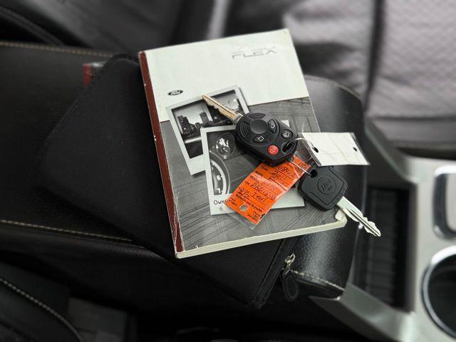 used 2011 Ford Flex car, priced at $7,500