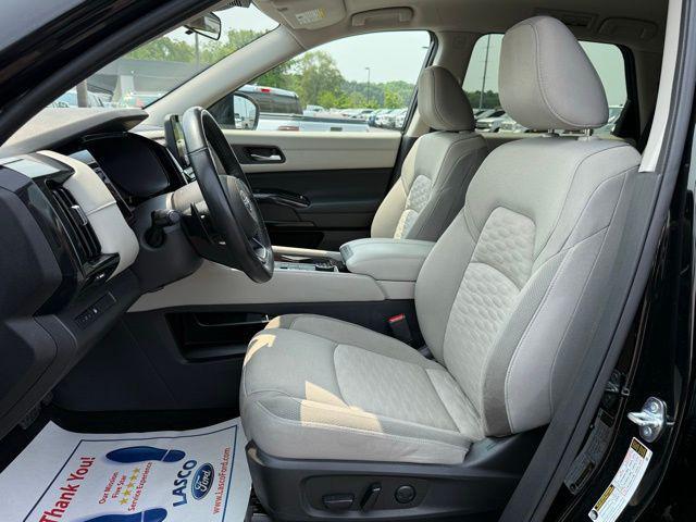 used 2022 Nissan Pathfinder car, priced at $23,000