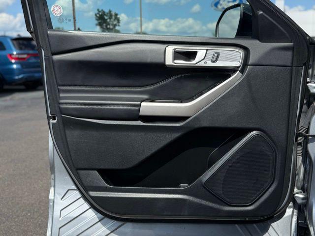 used 2023 Ford Explorer car, priced at $32,000