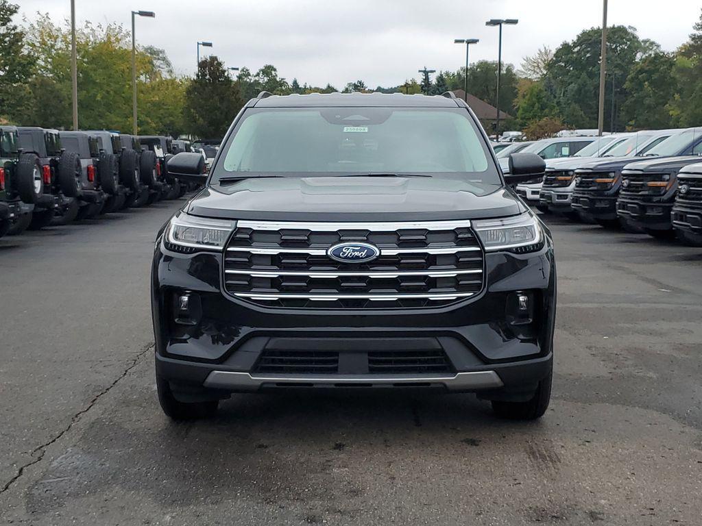 new 2025 Ford Explorer car, priced at $42,342