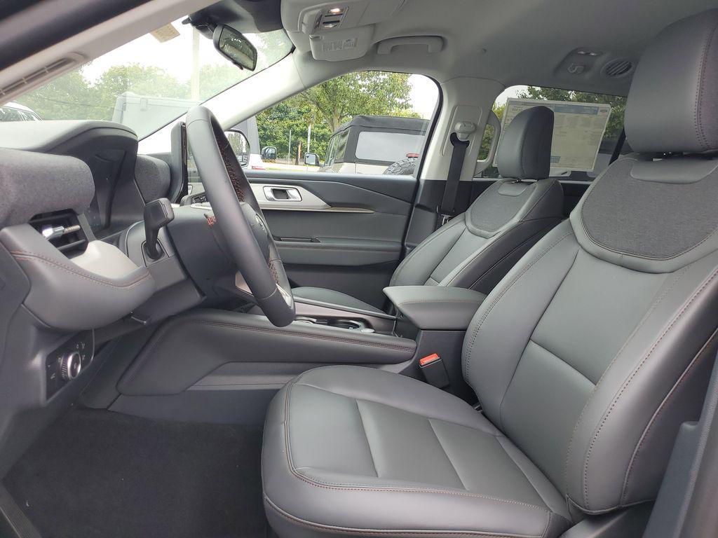 new 2025 Ford Explorer car, priced at $42,342